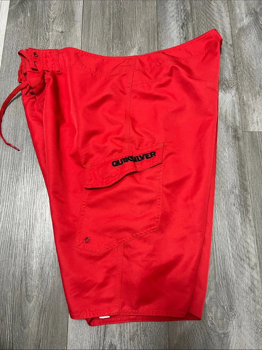 Quicksilver men’s swim trunks / red / Size 36